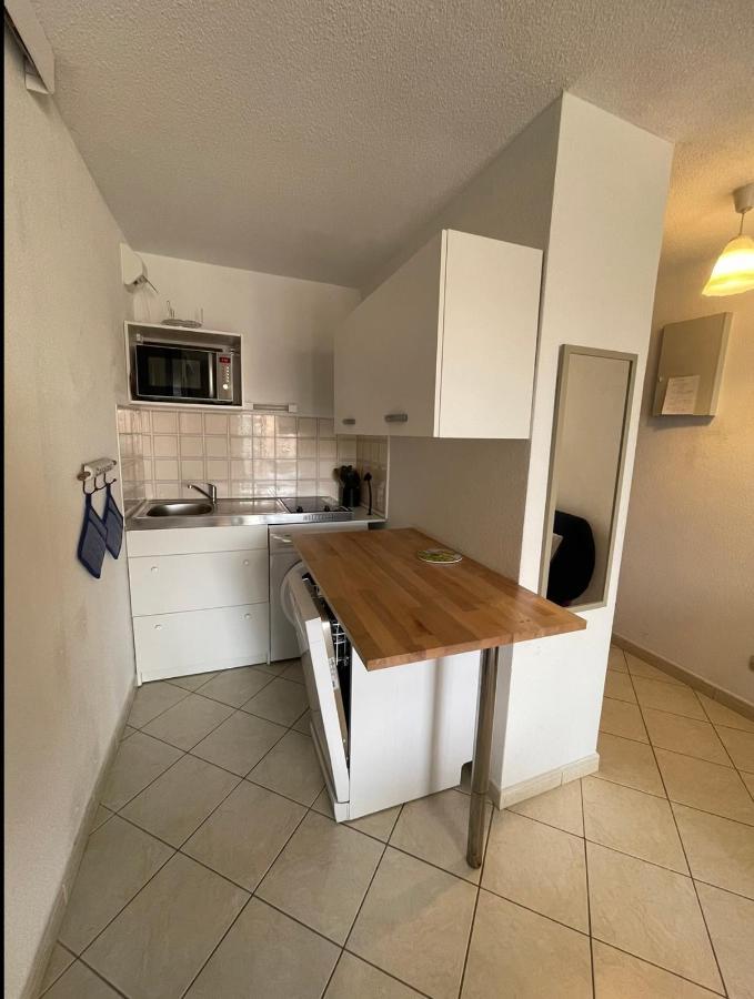 Charmant Appartement A Quelques Metres De La Plage La Londe-les-Maures Exteriér fotografie